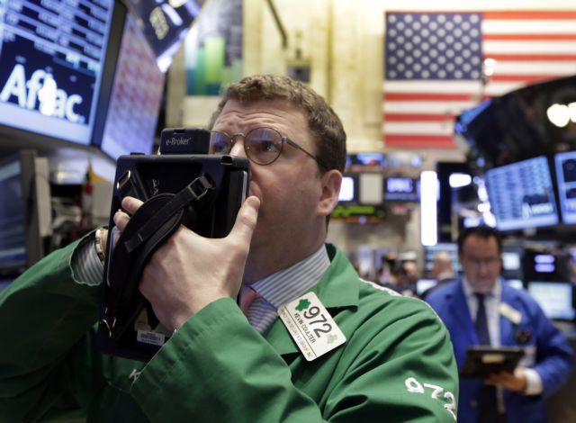 Οριακή ενίσχυση για τον Dow Jones, μικρή πτώση για τον Nasdaq την Τρίτη